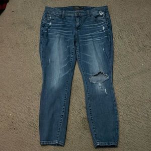 Torrid mid-rise skinny jeans